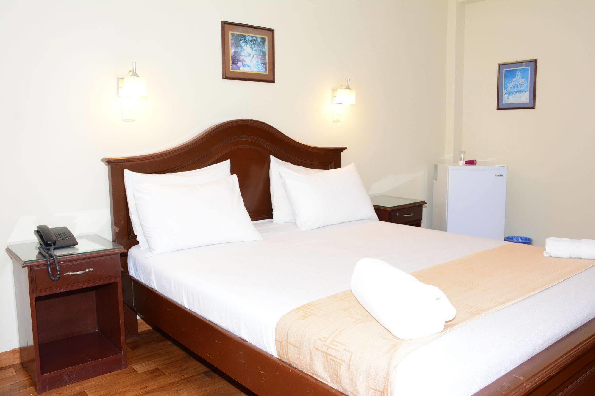 La Siesta Hotel Santa Cruz de La Sierra Bagian luar foto